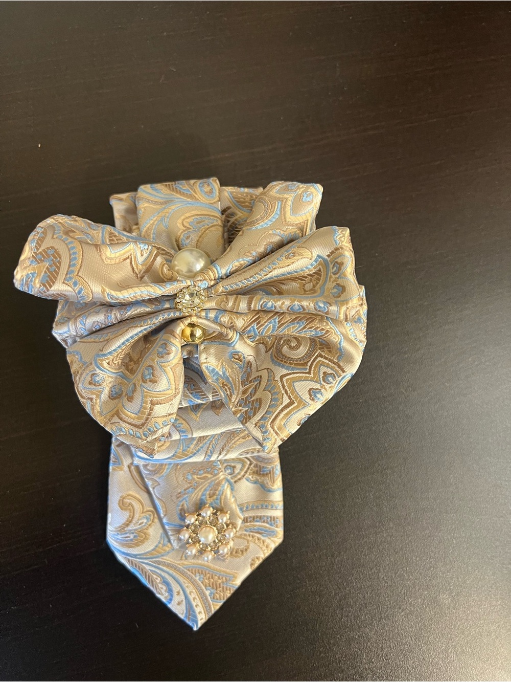 Elegant Beige & Light Blue Paisley Hair Bow with Pearl Accent